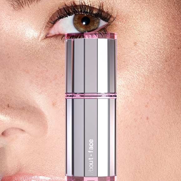 💗About Face Beauty "Fight or Flight" Light Lock Highlighter - Picture 5 of 8